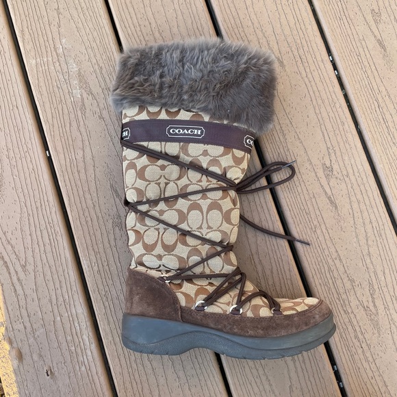 Coach Boots - Picture 5 of 9